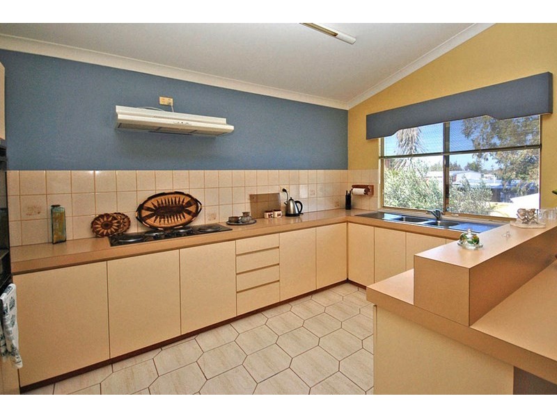 25 Bluewater Drive, Jurien Bay WA 6516