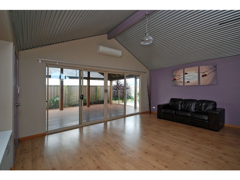 16 Bettong Avenue, Jurien Bay WA 6516