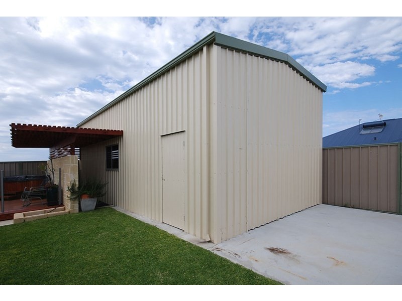 16 Bettong Avenue, Jurien Bay WA 6516