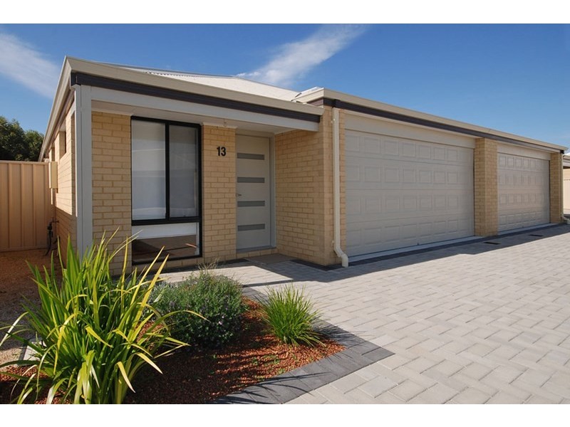 V13, 5 Moonlight Crescent, Jurien Bay WA 6516