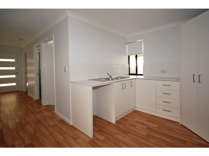 V13, 5 Moonlight Crescent, Jurien Bay WA 6516