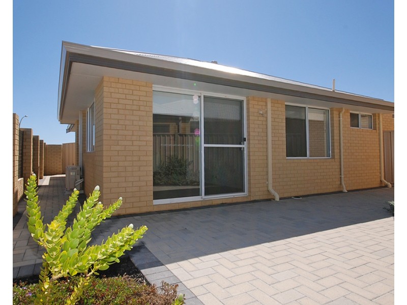 V7, 5 Moonlight Crescent, Jurien Bay WA 6516