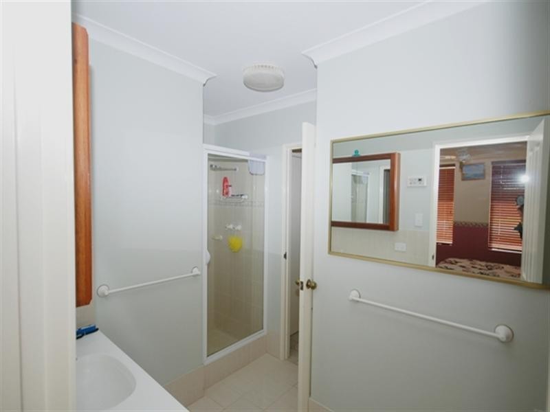 18 Heales Way, Green Head WA 6514