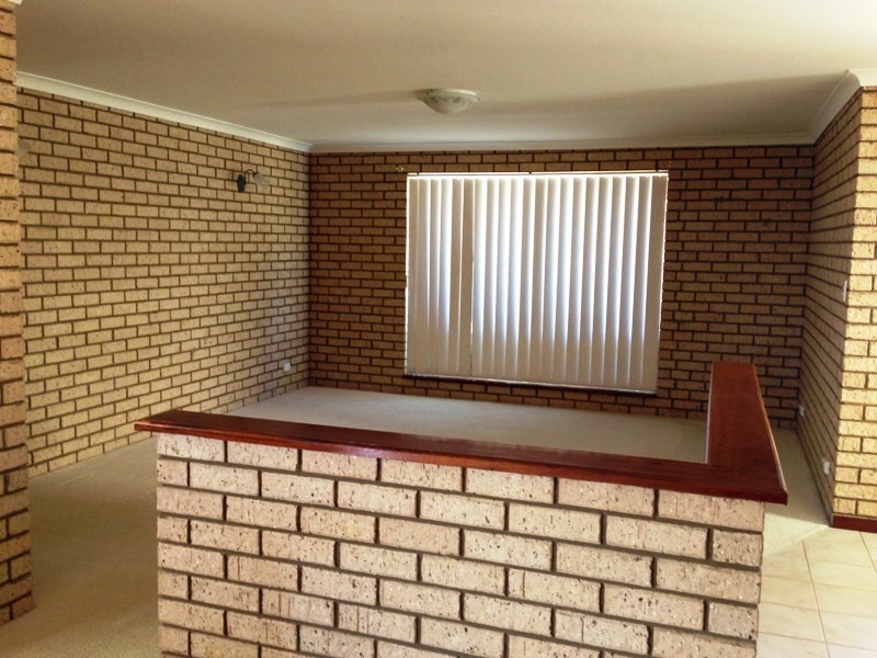 8B Elizabeth Way, Jurien Bay WA 6516