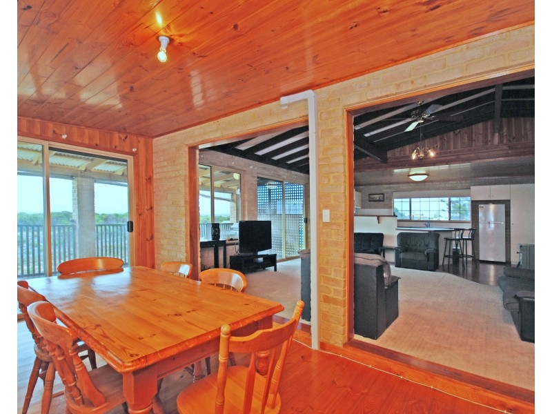 27B Coubrough Place, Jurien Bay WA 6516