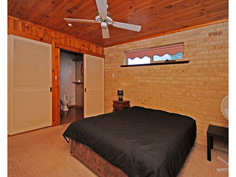 27B Coubrough Place, Jurien Bay WA 6516