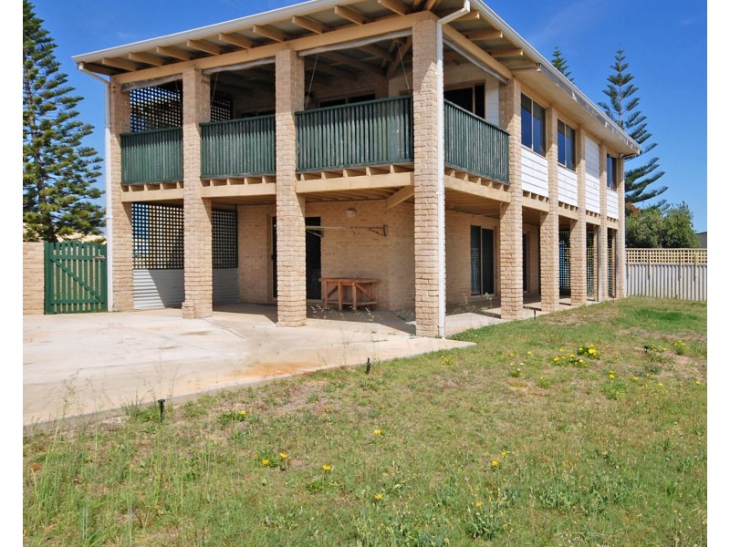 27B Coubrough Place, Jurien Bay WA 6516