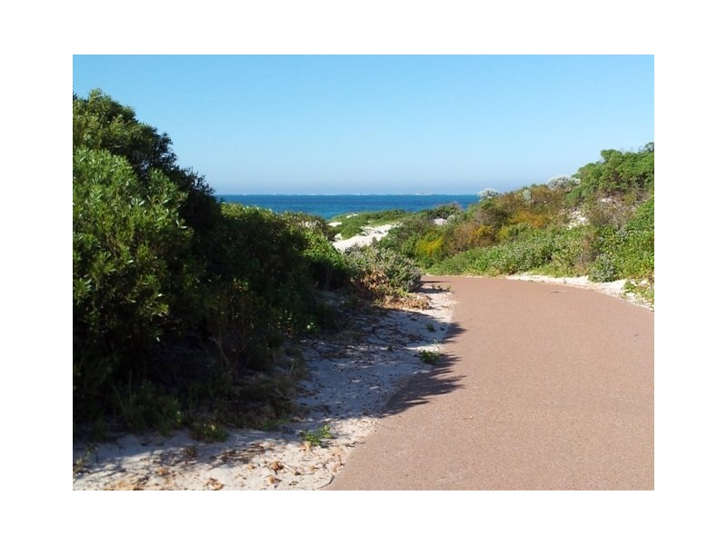 Lot 819, 6 Bremer Parade, Jurien Bay WA 6516