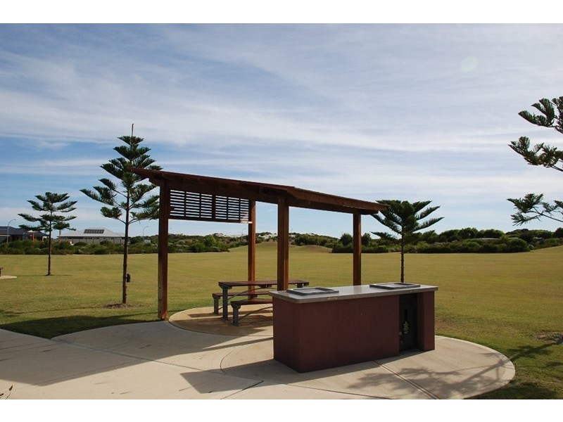 Lot 819, 6 Bremer Parade, Jurien Bay WA 6516