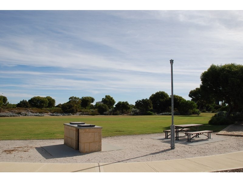 Lot 819, 6 Bremer Parade, Jurien Bay WA 6516