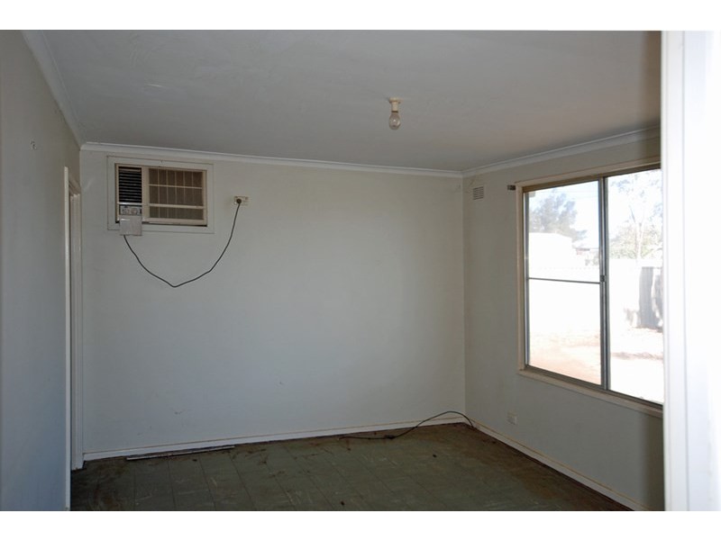 4 King Street, Eneabba WA 6518