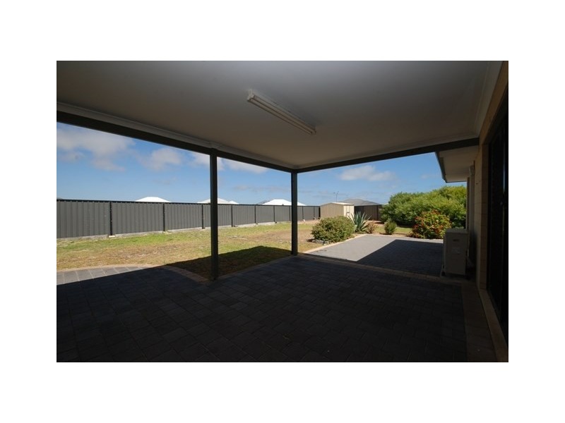 41 Dryandra Boulevard, Jurien Bay WA 6516