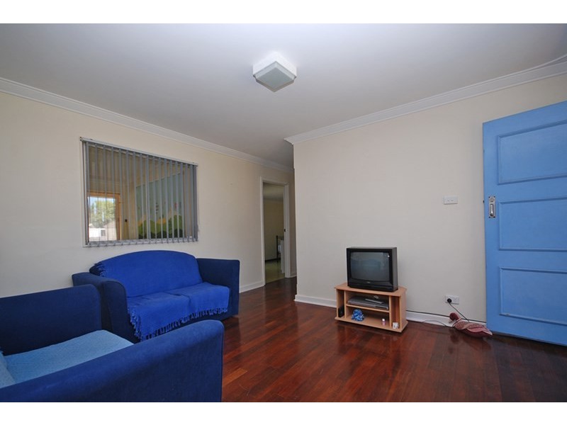 9 Hamersley Street, Jurien Bay WA 6516