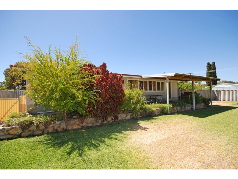 9 Hamersley Street, Jurien Bay WA 6516