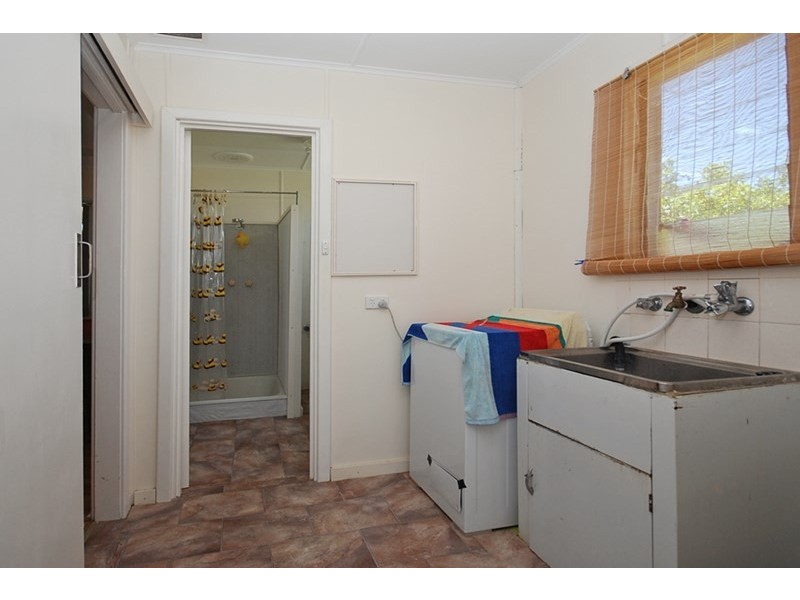 9 Hamersley Street, Jurien Bay WA 6516