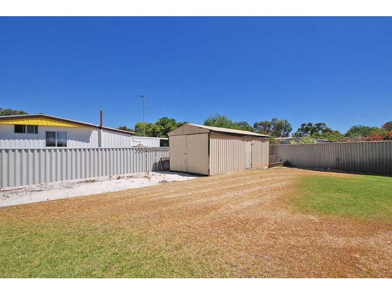 9 Hamersley Street, Jurien Bay WA 6516