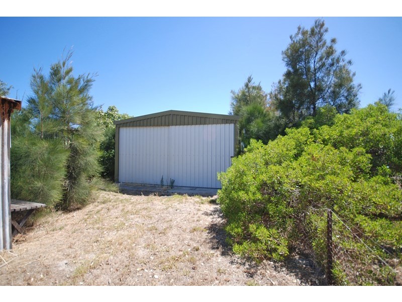 6 Bryant Street, Green Head WA 6514