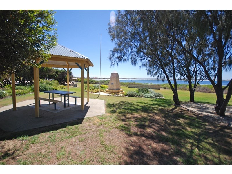 6 Bryant Street, Green Head WA 6514