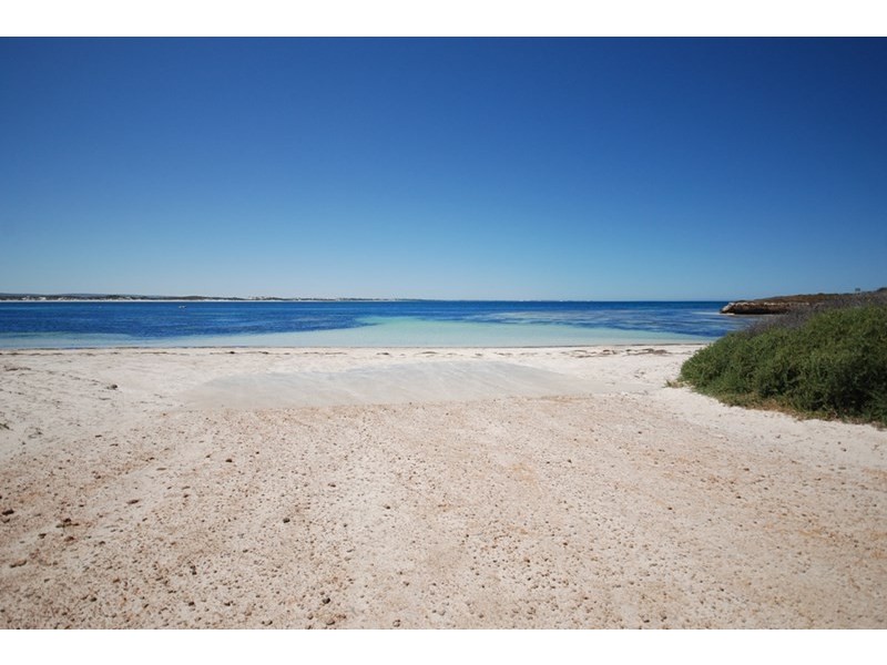 6 Bryant Street, Green Head WA 6514