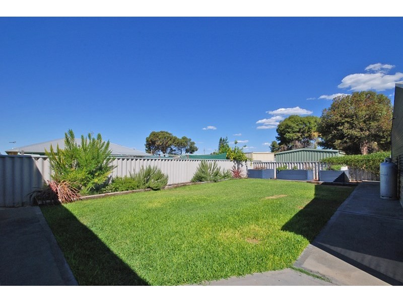 19 Elizabeth Way, Jurien Bay WA 6516