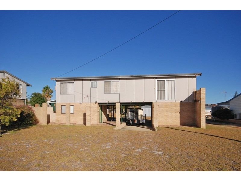 35 Seville Street, Cervantes WA 6511