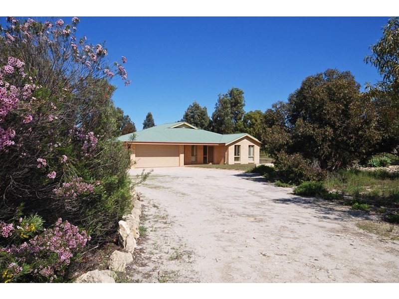 77 Geronimo Crescent, Jurien Bay WA 6516