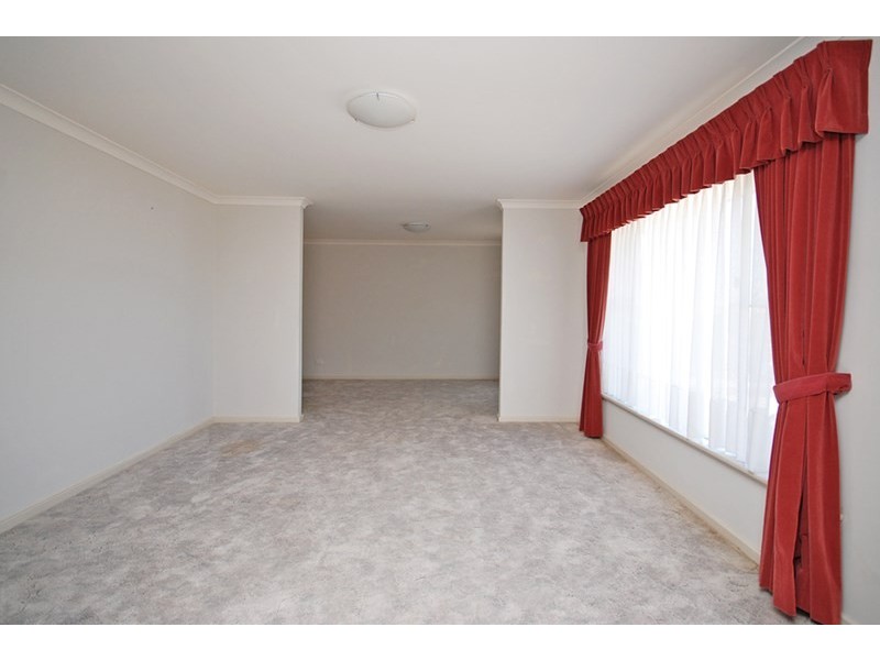 5 Curlew Place, Jurien Bay WA 6516