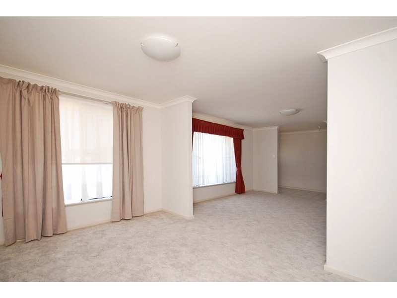 5 Curlew Place, Jurien Bay WA 6516