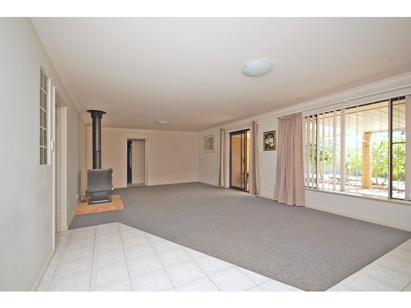 5 Curlew Place, Jurien Bay WA 6516