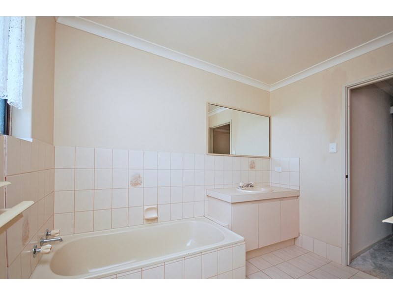 5 Curlew Place, Jurien Bay WA 6516