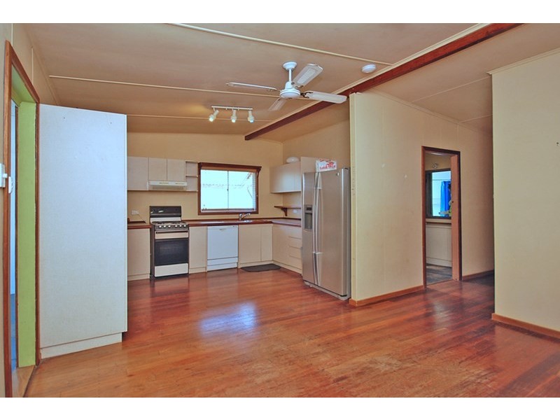 10 Battersby Road, Green Head WA 6514