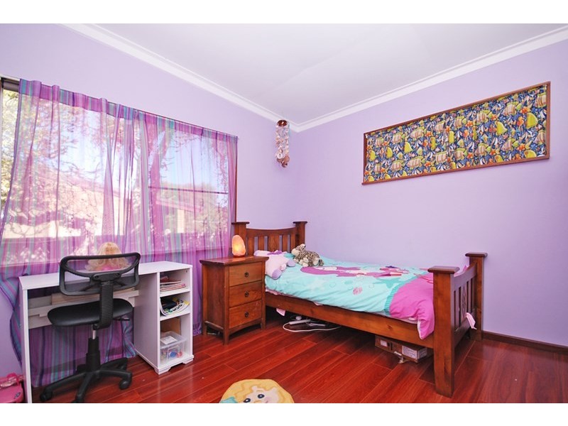 8 Hawaii Road, Jurien Bay WA 6516