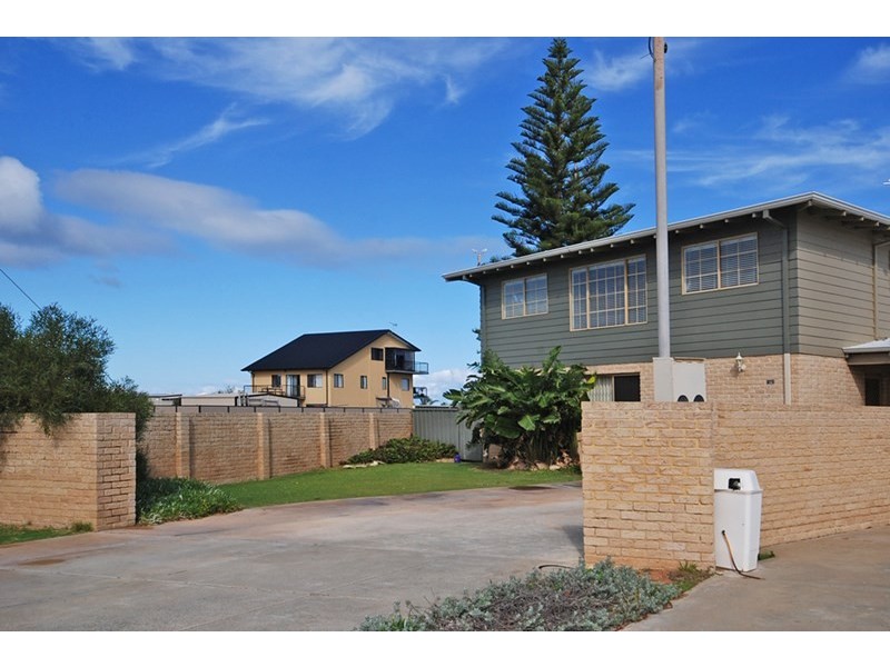 27A Coubrough Place, Jurien Bay WA 6516