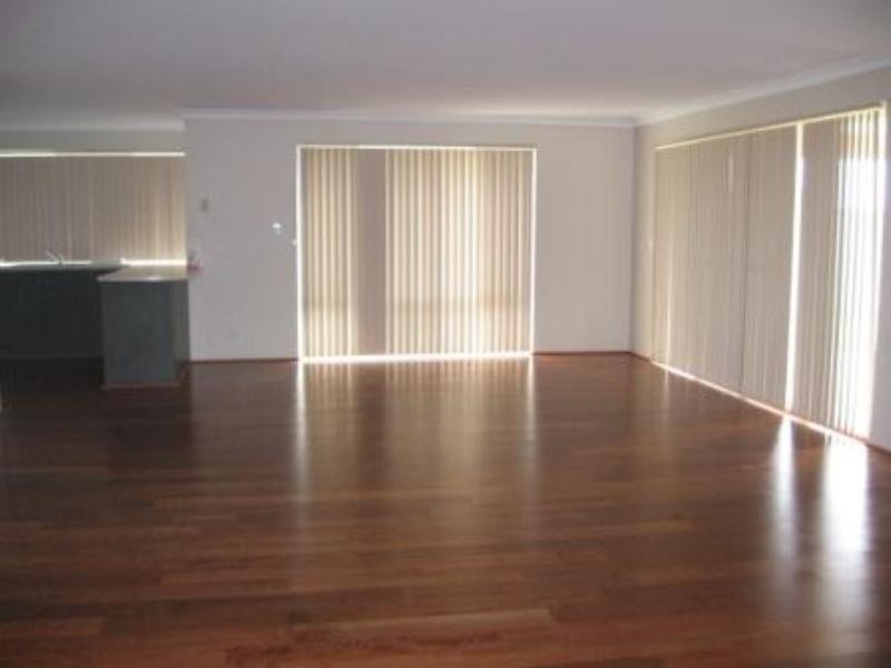 12 Grevillia Way, Jurien Bay WA 6516