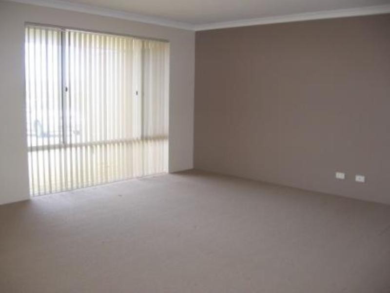 12 Grevillia Way, Jurien Bay WA 6516