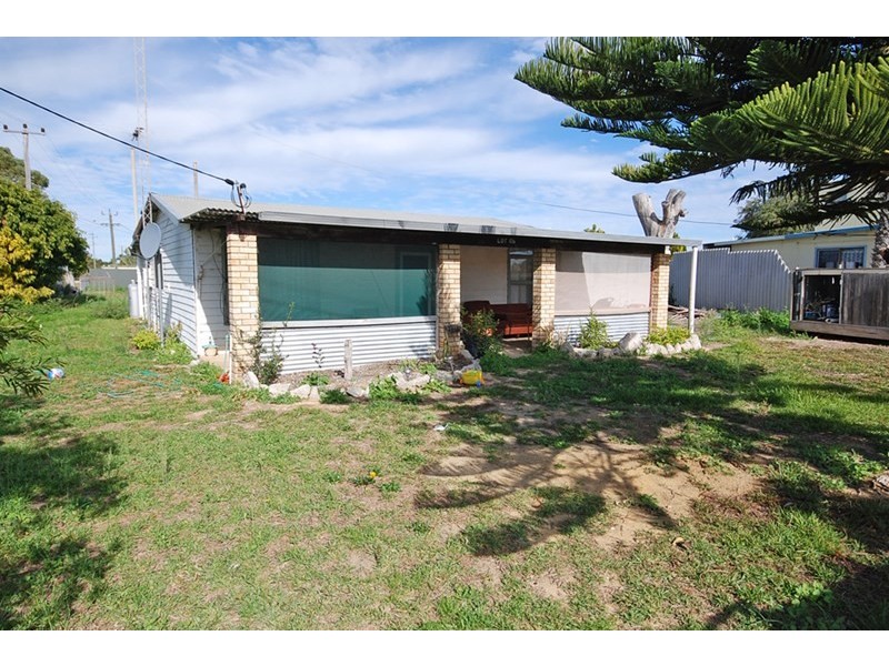 20 Rudduck Street, Leeman WA 6514