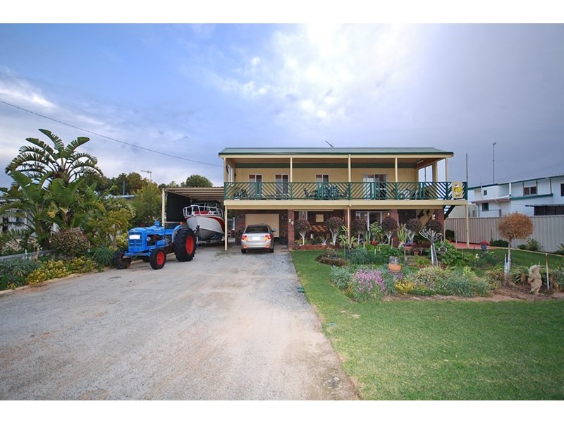 20 Drummond Circus, Cervantes WA 6511