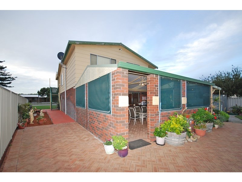 20 Drummond Circus, Cervantes WA 6511