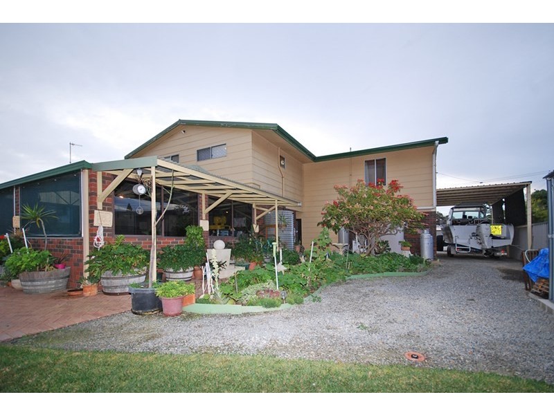 20 Drummond Circus, Cervantes WA 6511