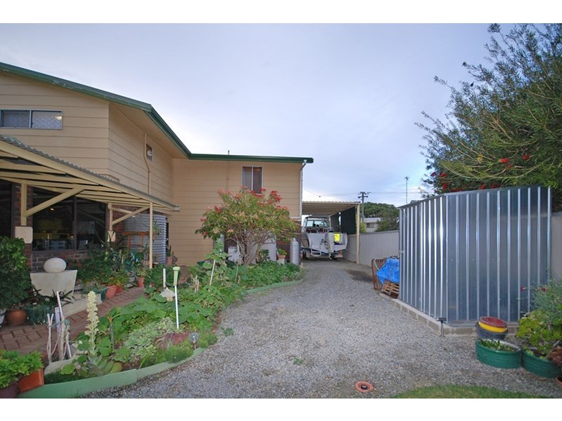 20 Drummond Circus, Cervantes WA 6511