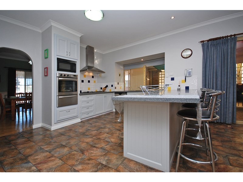 3 Shearwater Drive, Jurien Bay WA 6516