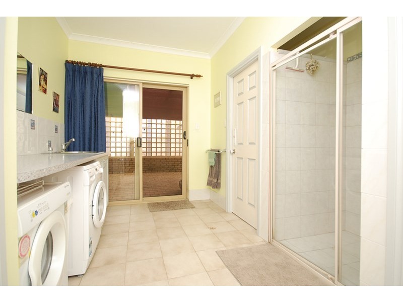 3 Shearwater Drive, Jurien Bay WA 6516