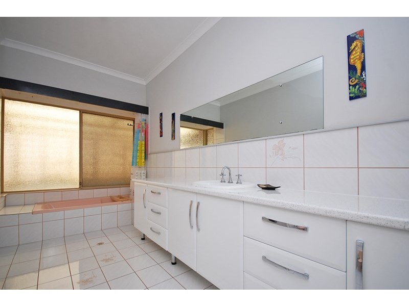 3 Shearwater Drive, Jurien Bay WA 6516