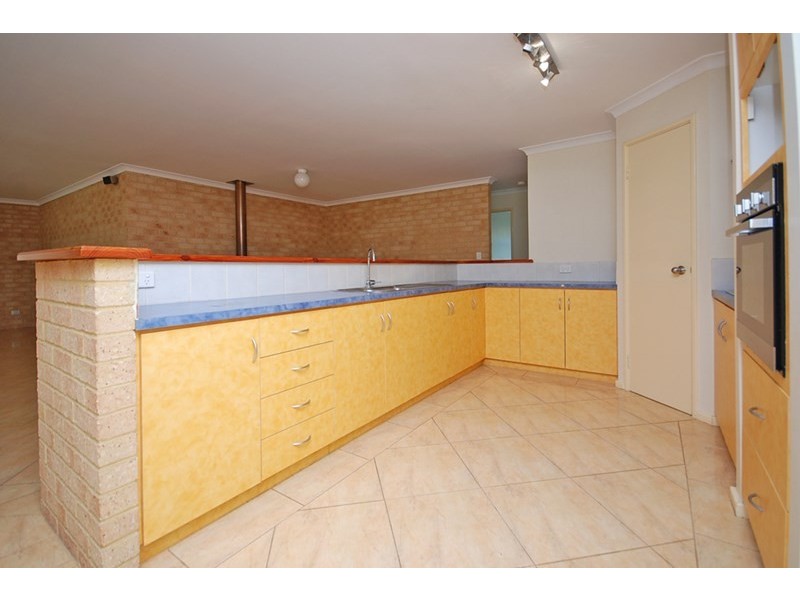 77 Geronimo Crescent, Jurien Bay WA 6516