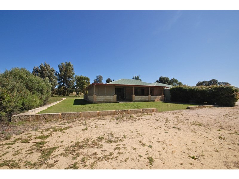 77 Geronimo Crescent, Jurien Bay WA 6516
