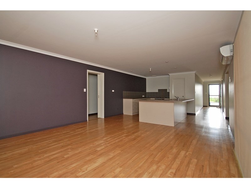 16 Glover Crescent, Green Head WA 6514