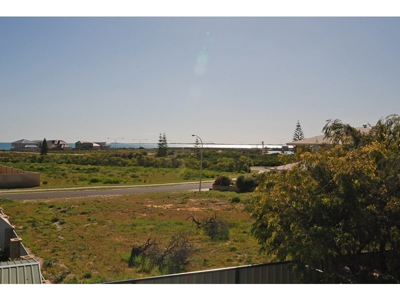 7 Karleen Lane, Jurien Bay WA 6516