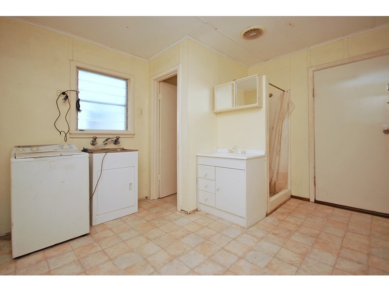 10 Cameron Street, Jurien Bay WA 6516