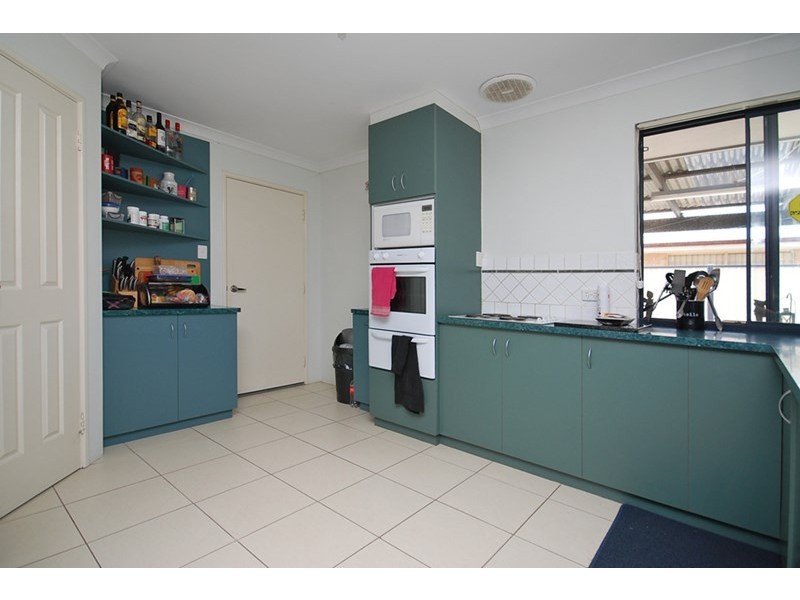 65 Lesueur Drive, Jurien Bay WA 6516