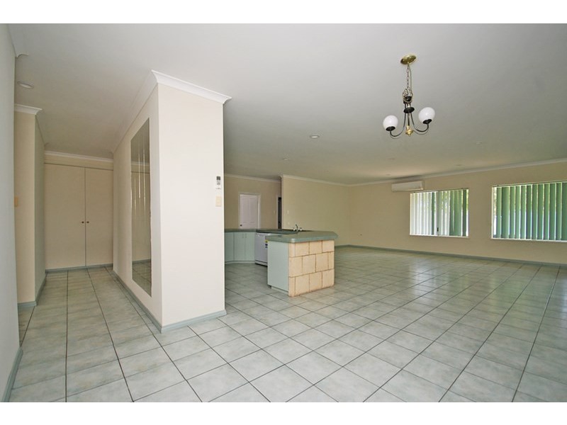 4 Shearwater Drive, Jurien Bay WA 6516